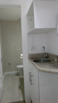 Imagem ÓTIMA SALA COMERCIAL MEDINDO 231M² NO CORAÇÃO DO CENTRO DO RIO - RJ