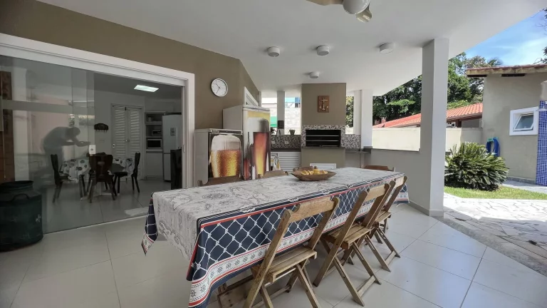 Imagem Casa à venda na Riviera de São Lourenço módulo 20.