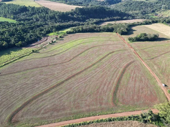 Foto do imóvel: Sítio à venda em Santa Maria, Centro - Energia Elétrica, Rio e Açude