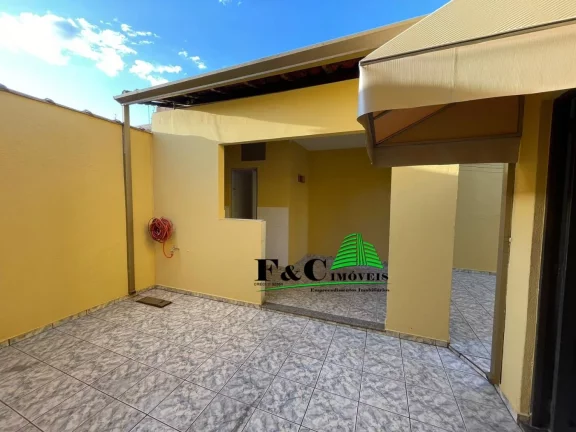 Imagem Casa para Venda em Limeira, Jardim Morro Azul, 3 dormitórios, 1 banheiro, 2 vagas
