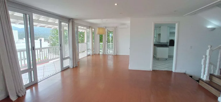 Imagem Casa com 5 dormitórios (4 suítes todas com banheira) à venda, 438 m² - Lagoa da Conceição - Florianópolis/SC