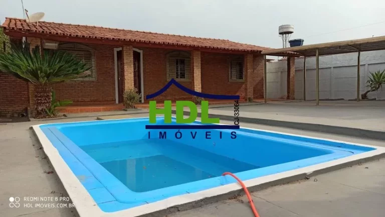 CASA TOP VENDA EM HIDROLÂNDIA - GO.