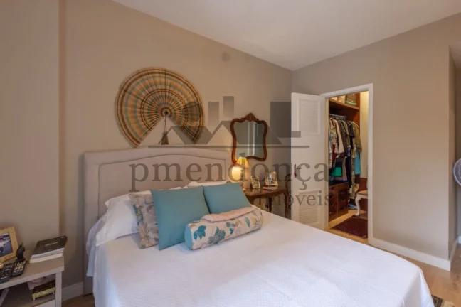 Imagem Apartamento reformado em Perdizes com 3 quartos (1 suíte) e1 vaga, 106m²