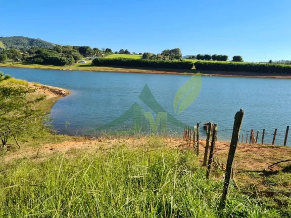 Imagem Belíssimo Terreno na Beira da Represa em Piracaia