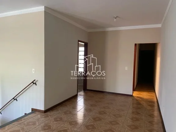 Imagem CONFORTÁVEL SOBRADO À VENDA NA VILA GALVÃO, EXCELENTE LOCALIZAÇÃO, JUNDIAÍ SP, PERMUTA