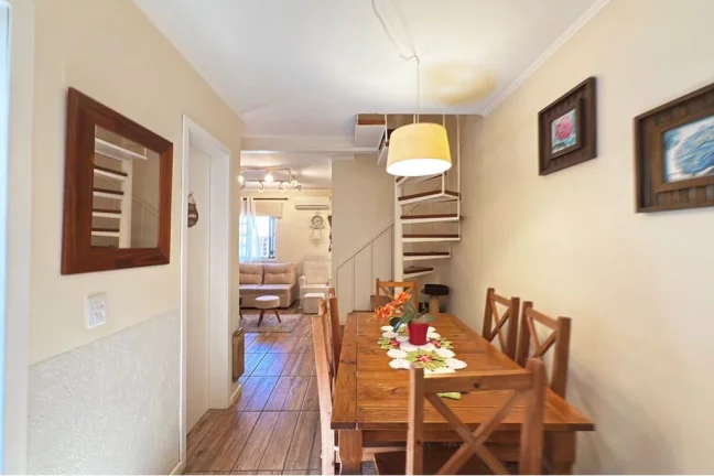 Imagem VNMC 100 Casa 610191037-95 - Casa à venda no bairro Vila Nova - Porto Alegre/RS