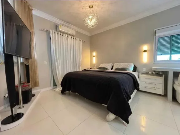 Imagem Cobertura duplex mobiliada e decorada vista mar com 4 suítes e 1 vaga em Meia Praia Itapema