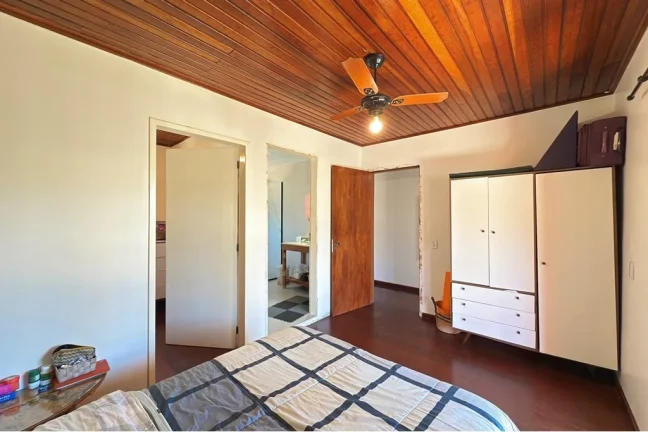 Imagem Casa para venda no bairro Vila Nova em Porto Alegre