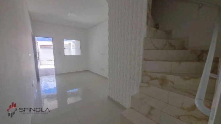 Imagem Sobrado com 2 dormitórios à venda, 69 m² por R$ 370.000,00 - Vila Caiçara - Praia Grande/SP