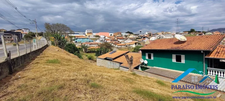 Imagem Oportunidade Única: Terreno Comercial em Avenida de Grande Fluxo!