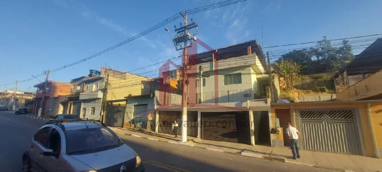 Imagem Casa à venda em Franco da Rocha-SP, Jardim Luciana: 2 quartos, 2 salas, 3 vagas de garagem, 214m² de área. Confira!