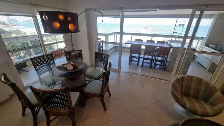 Imagem Praia de Pitangueiras, Varanda Grill, Frente Total ao Mar, Lazer, 2 vagas.