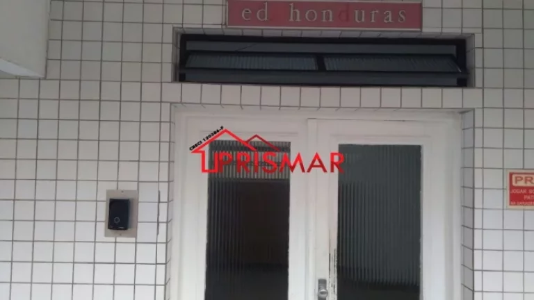 Imagem OPORTUNIDADE!!! Quitinete em Ponta da Praia.