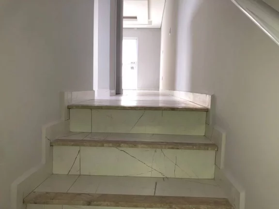 Imagem Casa com 2 dormitórios à venda, 84 m² por R$ 395.000 - Maracanã - Praia Grande/SP