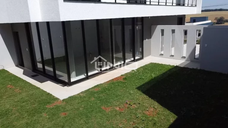 Imagem Sobrado 3 Suítes Fraron