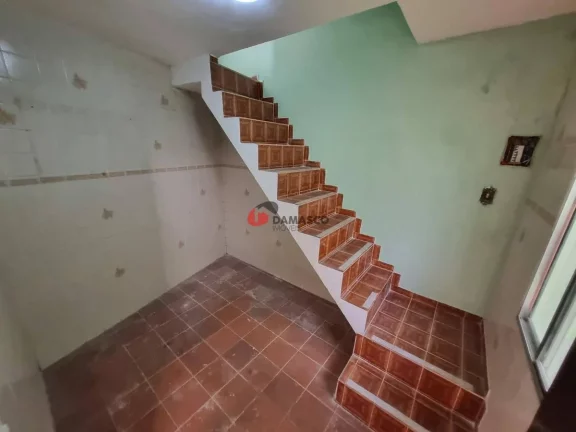 Imagem Sobrado à venda 3 Quartos, 2 Suites, 2 Vagas, 207 m², Campestre, Santo André - SP