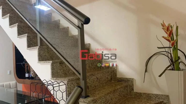Imagem Cobertura com 4 dormitórios à venda, 197 m² por R$ 1.200.000,00 - Braga - Cabo Frio/RJ