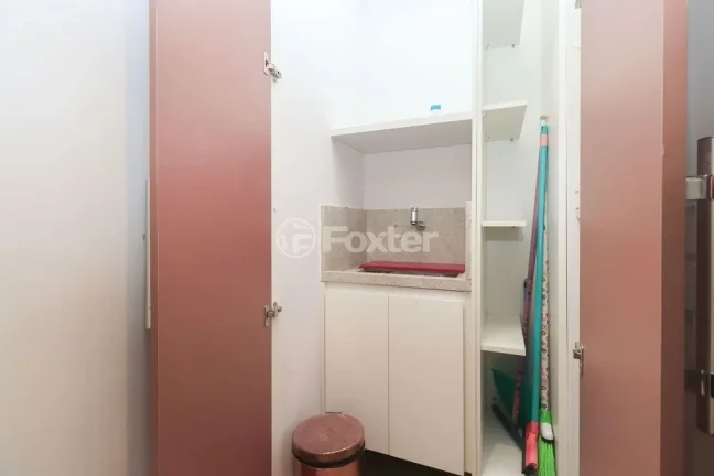 Imagem Conjunto Comercial 42M², 2 Salas, 2 Banheiros, 1 Vaga, Sacada, Copa, Armários Cozinha, Banheiros, Área de Serviço, Split.