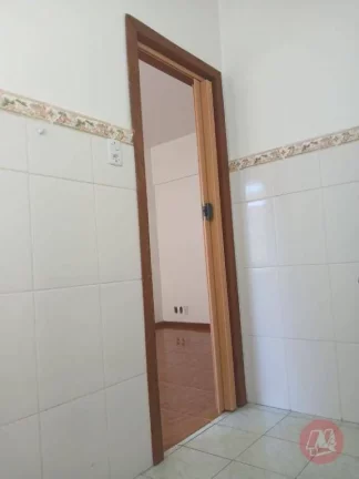 Imagem Na frente da UFRGS, kitnet reformada.