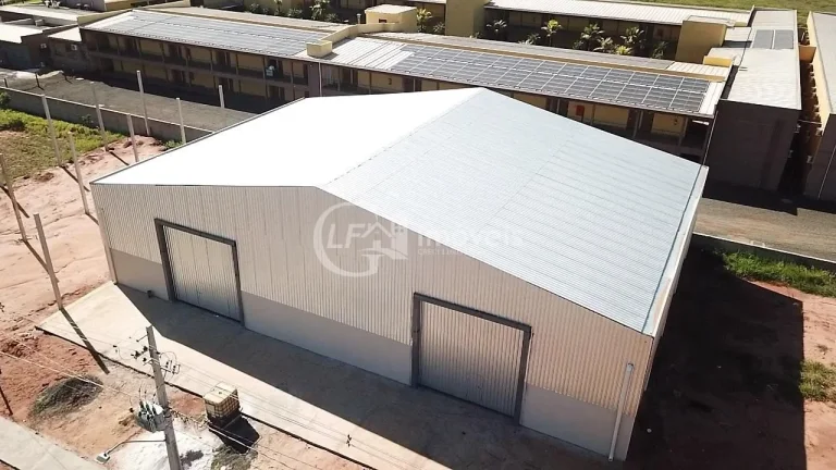 Imagem Aluguel de Barracão Comercial em Ribas do Rio Pardo-MS, Bairro Vale do Sol, 600m², 1 Banheiro!