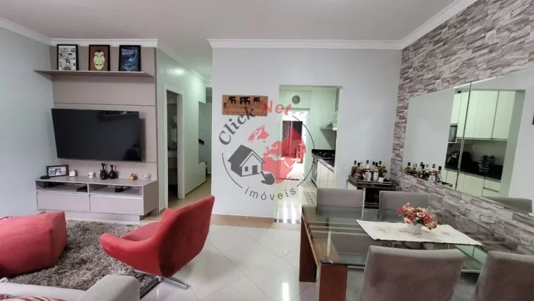 Imagem Lindo sobrado à venda, reformado recentemente e pronto para morar no bairro Demarchi, São Bernardo do Campo com 3 dormitórios, sendo 1 suíte, 2 vagas, 100 m².