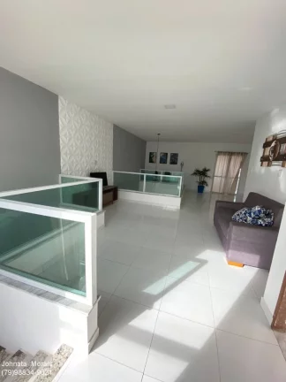 Imagem Casa no Condomínio Terras Alphaville 2 - Sobrado com Piscina e Área Gourmet - Confira!