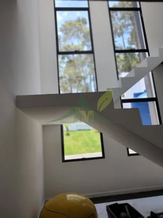 Imagem Bela Casa de Alto Padrão em Condomínio no Bairro do Portão em Atibaia