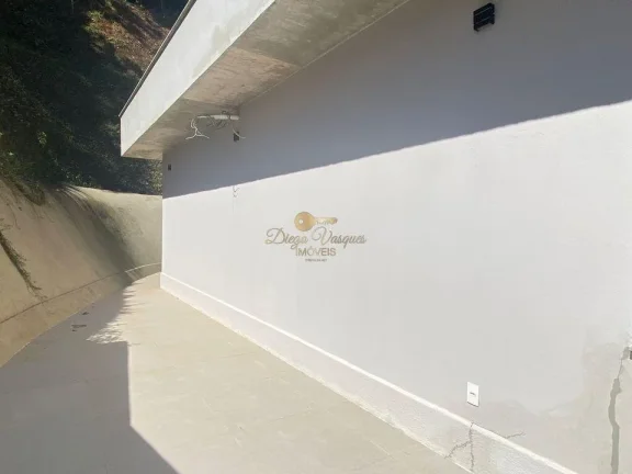 Imagem Casa em Condomínio para Venda em Teresópolis / RJ no bairro Panorama