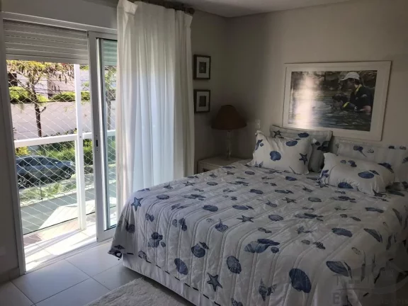 Imagem Casa Avenda Em Condominio de Alto Padrão