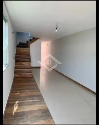 Imagem CASA DE CONDOMÍNIO FREGUESIA JACAREPAGUÁ DÚPLEX ACEITA FINANCIAMENTO