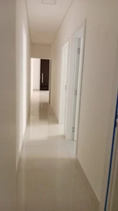 Imagem Casa em Condomínio à Venda em Sorocaba-SP, Wanel Ville: 3 Quartos, 1 Suíte, 3 Salas, 4 Vagas de Garagem, 140m².