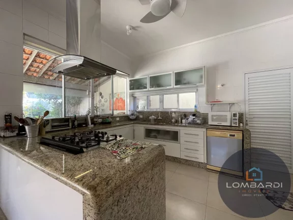 Imagem Casa com ótimo potencial na Praia da Enseada !