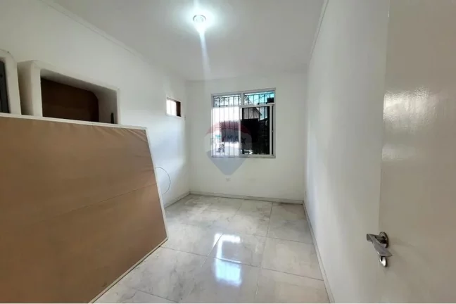 Imagem Apartamento com 57 m² 2 quartos, Vila Valqueire , Rio Janeiro.