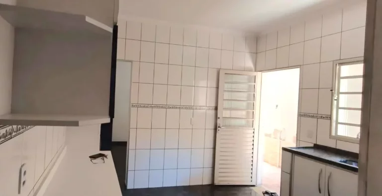 Imagem Casa com 3 dormitórios à venda, 96 m² por R$ 370.000,00 - Conjunto Residencial Galo Branco - São José dos Campos/SP