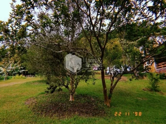 Imagem Chácara à venda, com 144.000m² com Plantas frutíferas, espaço gramado, 3 lagos com nascentes, Casa com 4 Dorm, lareira e muito mais - Embu-Guaçu, SP