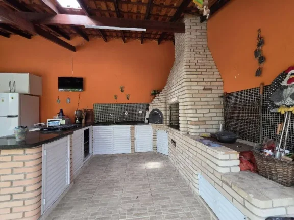 Imagem Casa linda no charmoso bairro Stella Maris em Peruíbe venha conhecer!