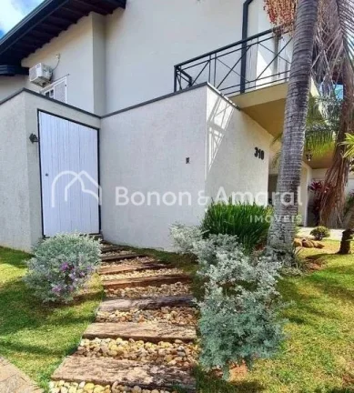 Imagem Casa à venda em condomínio fechado em Valinhos/SP!

Casa em excelente localização dentro do cond...