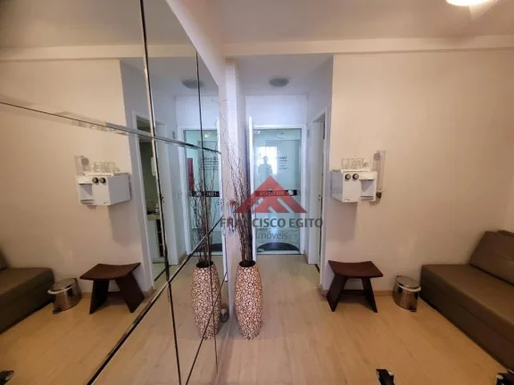 Imagem Ampla Sala comercial em Icaraí, com todo comércio no entorno, bancos, restaurantes, condução na porta, vaga de garagem na escritura. Oportunidade!