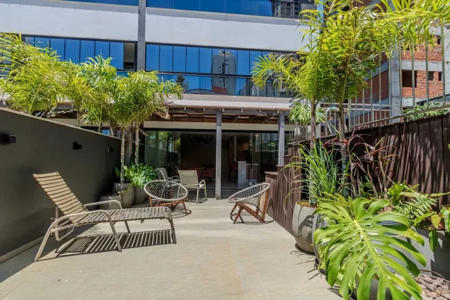 Imagem Apartamento com 3 suítes e 3 vagas de garagem no centro de Balneário Camboriú/SC