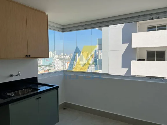 Imagem Apartamento moderno com suíte, 2 vagas soltas e sacada envidraçada