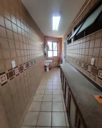 Imagem Cobertura com 2 dormitórios a venda no Centro em Cabo Frio/RJ