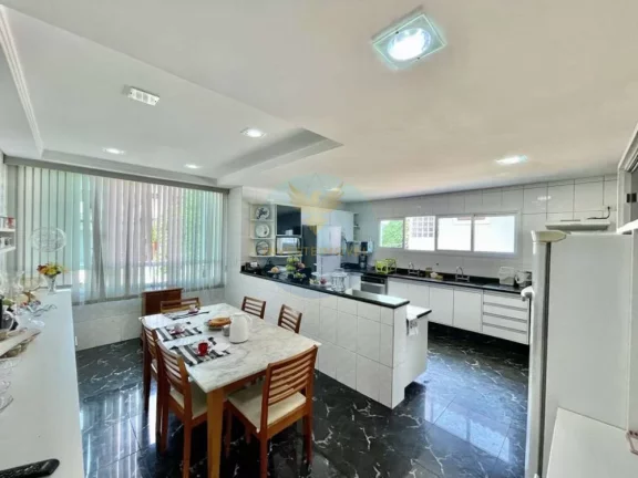 Imagem Casa em Condomínio a Venda no bairro Granja Viana - Carapicuíba, SP