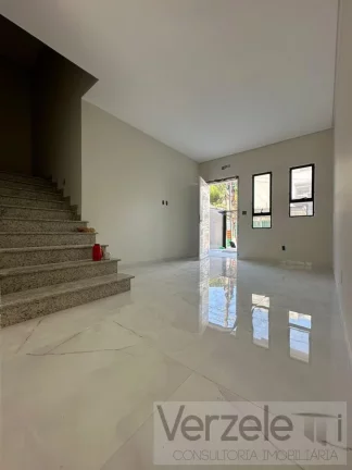 Imagem Casa / Sobrado para Venda em Camboriú / SC no bairro São Francisco de Assis