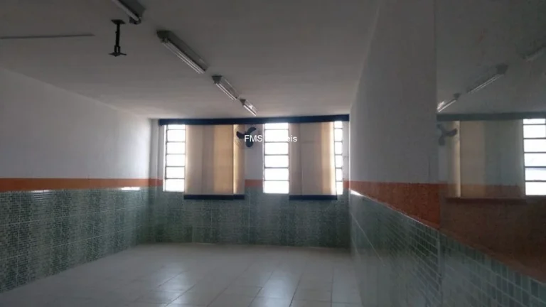 Imagem Prédio comercial com 2618m2 em São Miguel