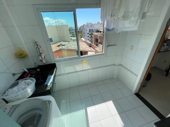 Imagem Viva o Alto Padrão na Enseada Azul, Guarapari. Apresentamos uma Cobertura Duplex espetacular, total...