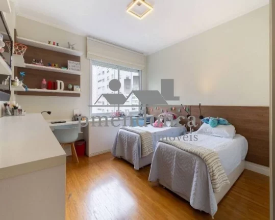 Imagem Apartamento na Rua Maranhão com 230m², 03 quartos ( 1 suíte ) e 1 vaga grande.
