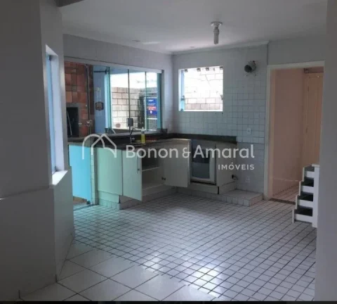 Imagem Descubra o equilíbrio perfeito entre conforto, lazer e segurança nessa linda casa de 180 m² const...