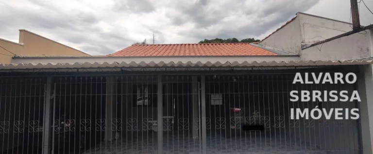 Imagem Casa com duas residências. Uma com suíte e duas vagas cobertas na garagem - outra com dois dormitórios e uma vaga na garagem na Vila Leis Itu/SP