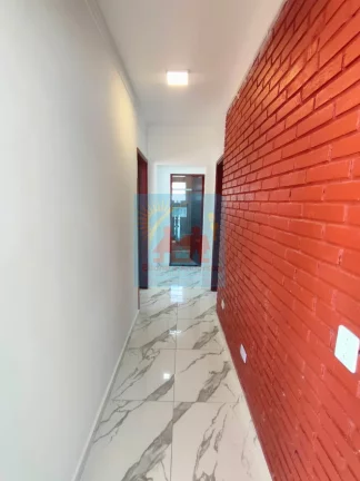 Imagem Casa à 70 metros da Praia de Itanhaém, Piscina Ampla, 3 dormitórios 789mil