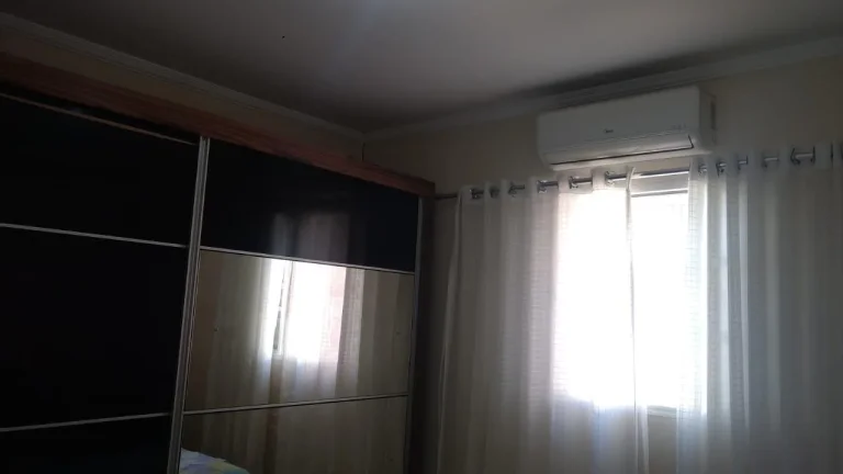 Imagem Casa á venda em Rio das Pedras, com 2 dormitórios, 1 banheiro, cozinha , lavanderia, 2 vagas de ga...
